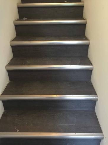 Modern Hardwood Staircase Installation by DMC Surfaces Outlet
