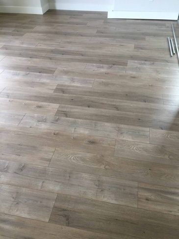 Laminate Flooring Port Coquitlam BC by DMC Surfaces Outlet